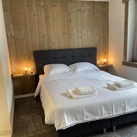 Prachtige Kamer In Centrum Brugge Met Badkamer ! Exterior foto