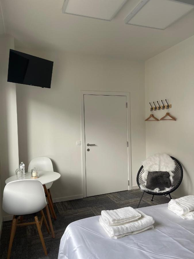 Prachtige Kamer In Centrum Brugge Met Badkamer ! Exterior foto